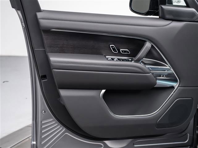 New 2026 Land Rover Range Rover SE AWD/4WD image 23