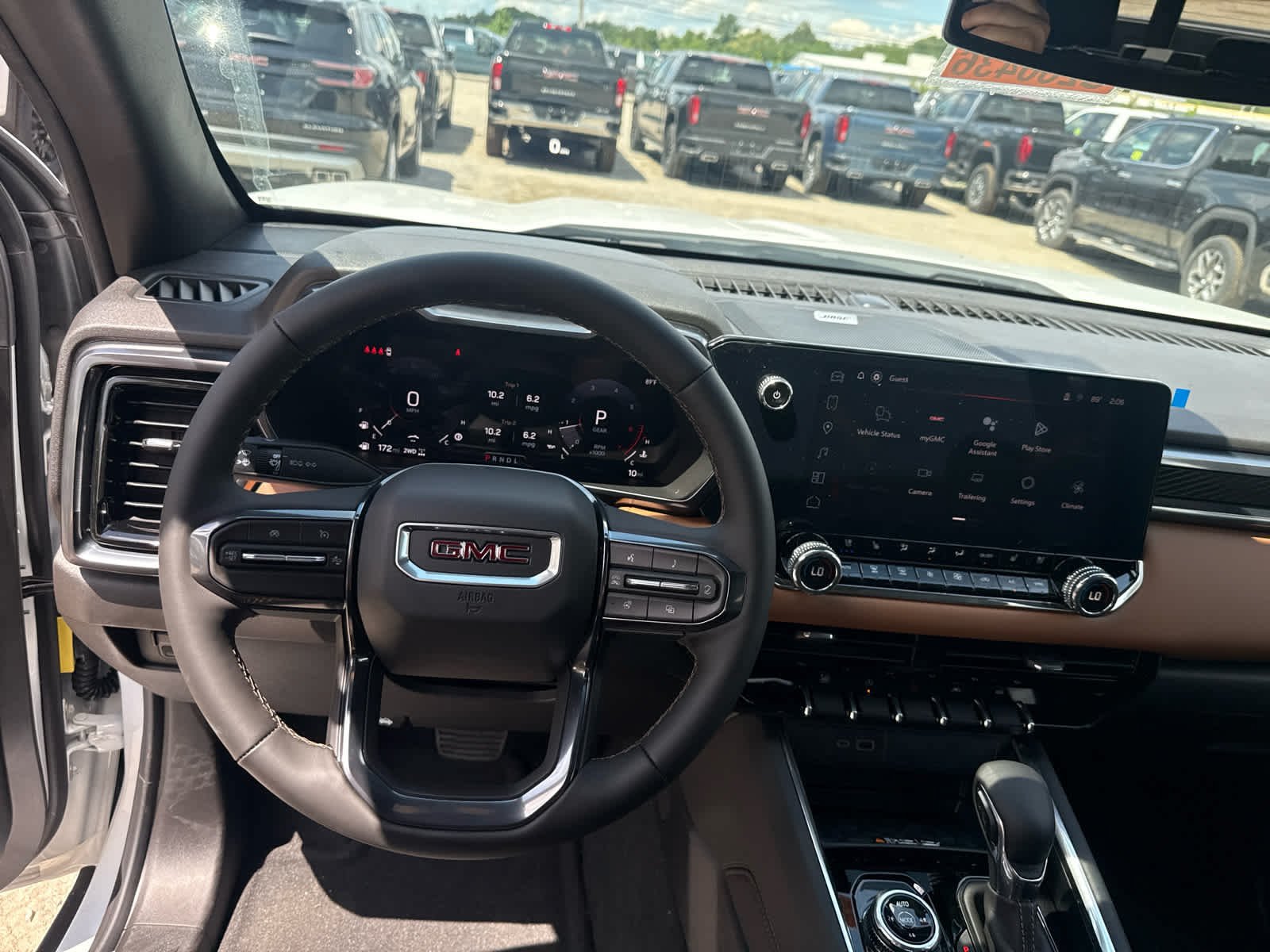 New 2026 GMC Canyon AT4 w/ Technology Plus Package AWD/4WD image 14