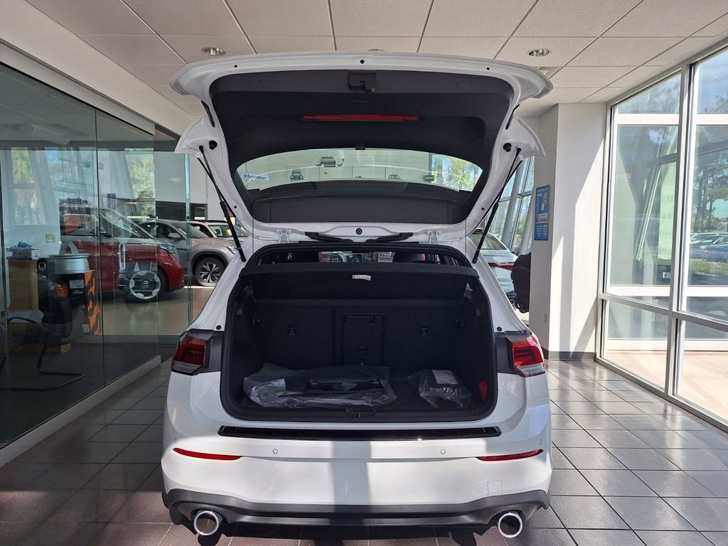 New 2026 Volkswagen GTI SE image 25