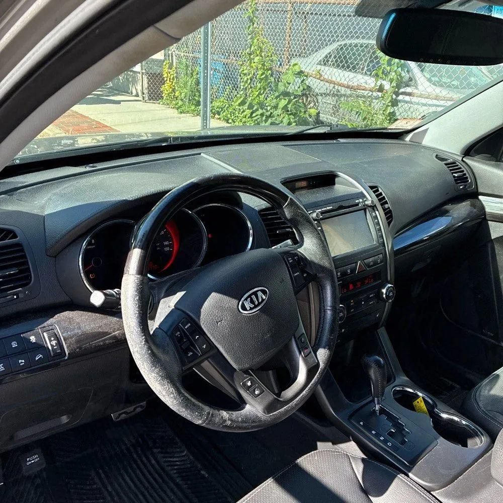 Used 2012 Kia Sorento SX w/ SX Premium Pkg AWD/4WD image 27
