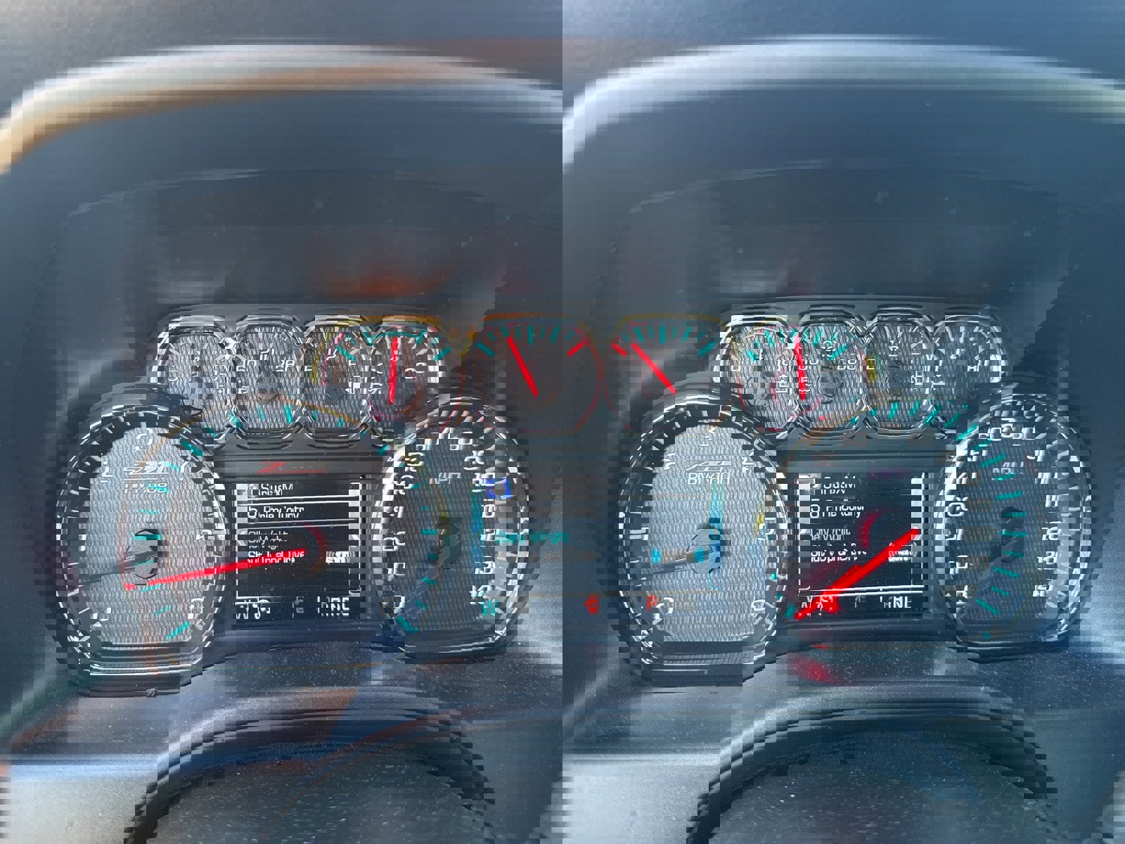 Used 2018 Chevrolet Silverado 1500 LT w/ All Star Edition image 31