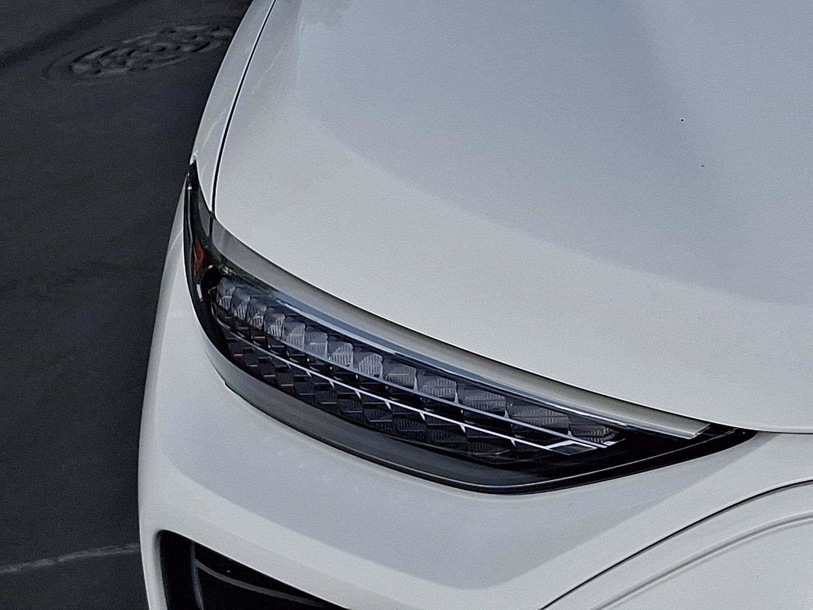 Certified 2025 Audi Q6 e-tron Premium Plus w/ Premium Plus AWD/4WD image 9