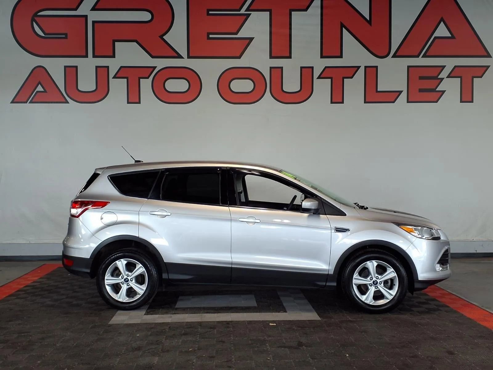 Used 2014 Ford Escape SE FWD image 1