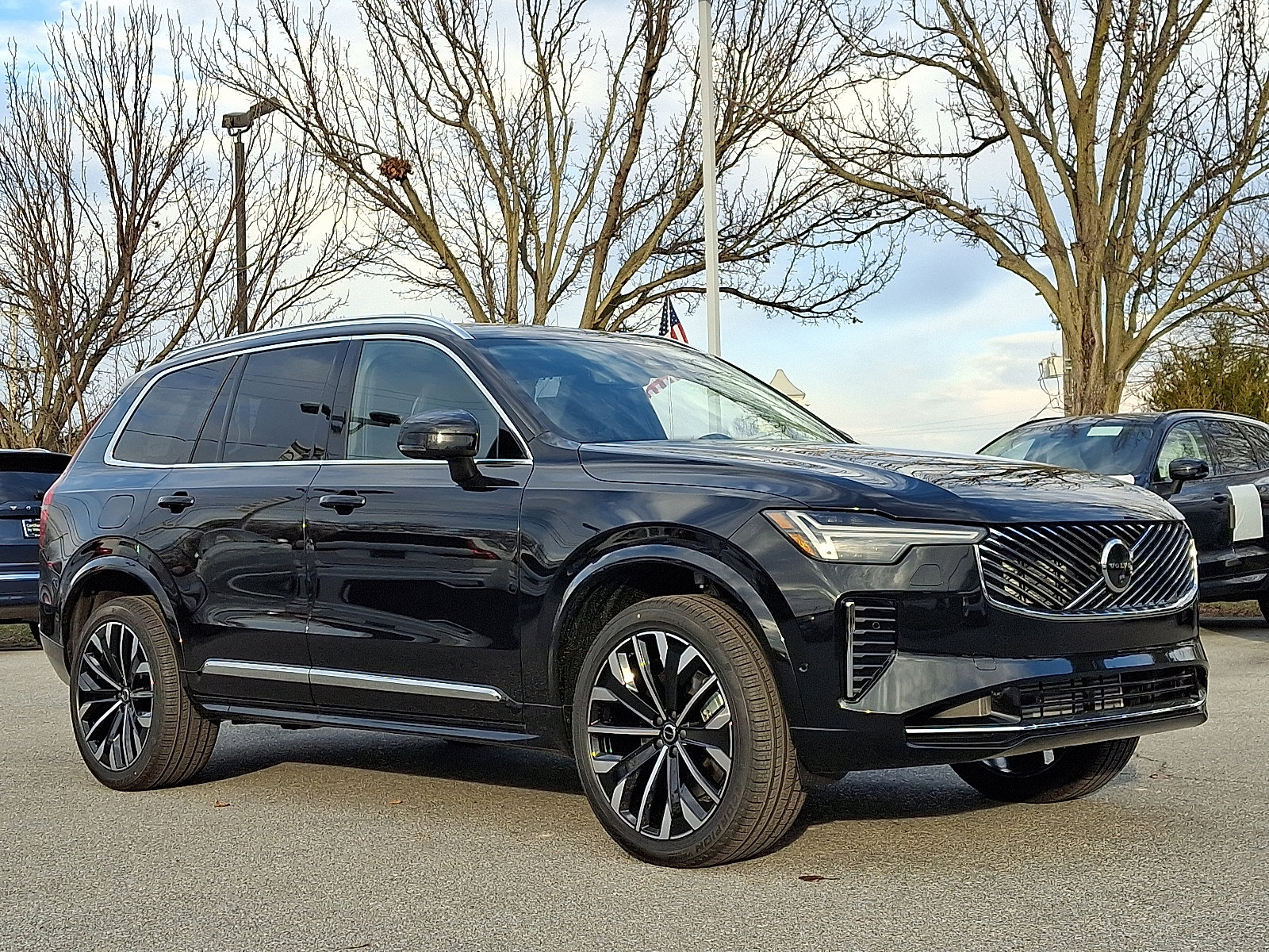 New 2026 Volvo XC90 T8 Ultra w/ Protection Package Premier image 1