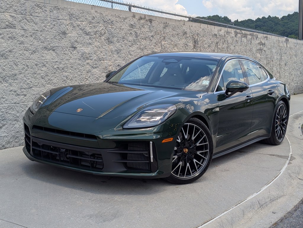 New 2026 Porsche Panamera 4