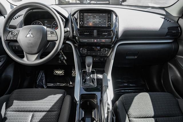 New 2025 Mitsubishi Eclipse Cross ES image 18