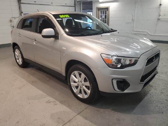 Used 2015 Mitsubishi Outlander Sport SE AWD/4WD image 9