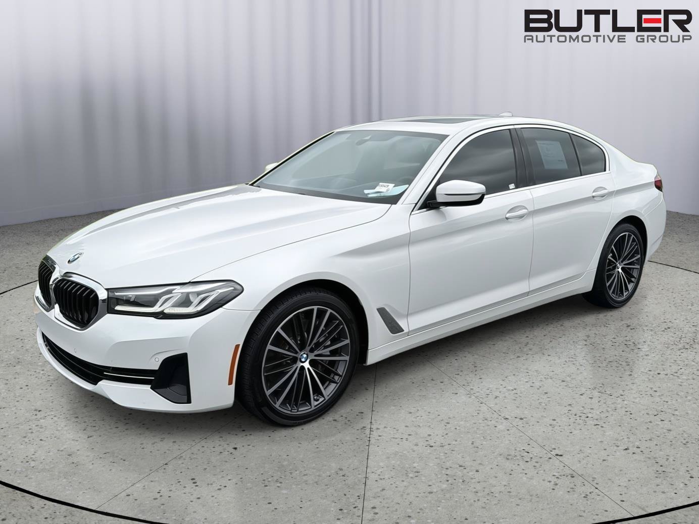 Used 2023 BMW 540i xDrive AWD/4WD image 2