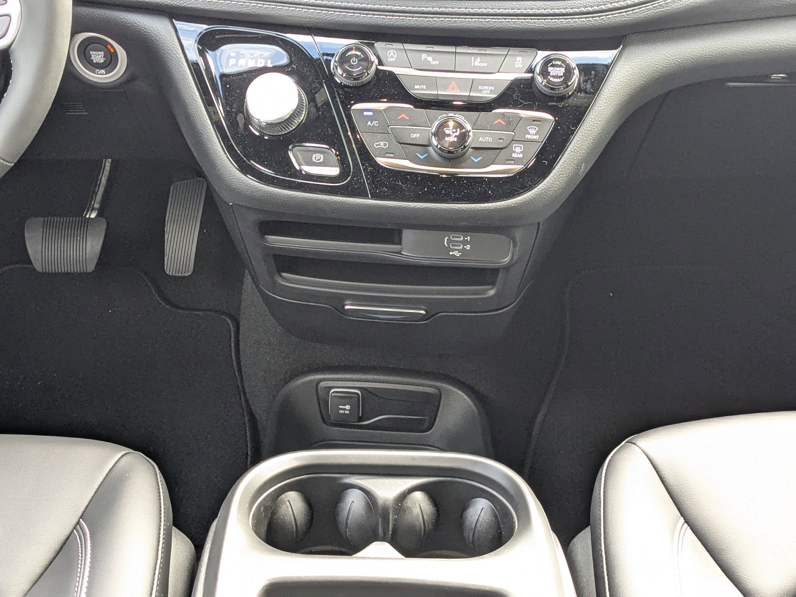 New 2026 Chrysler Pacifica Select image 18