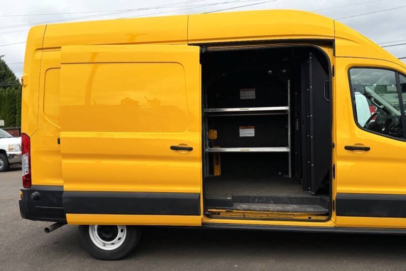 Used 2023 Ford Transit 250 148 High Roof w/ Load Area Protection Package RWD image 9