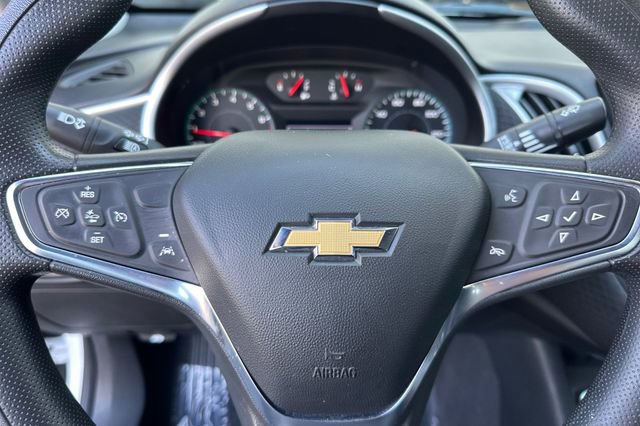 Used 2024 Chevrolet Malibu LT image 25