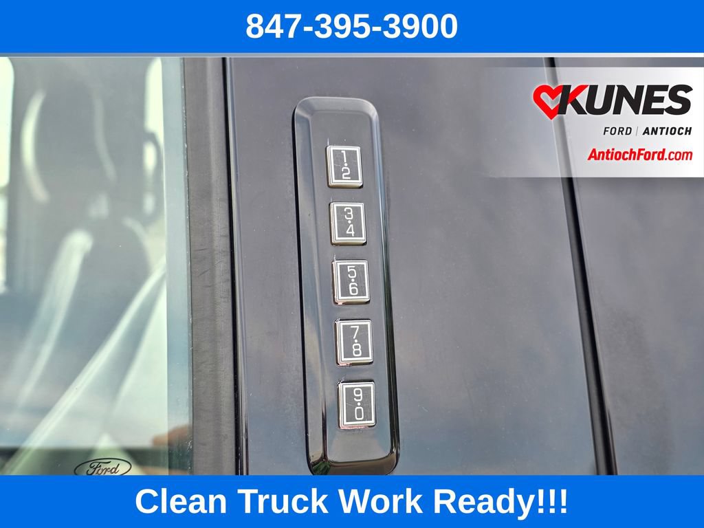 Used 2017 Ford F350 Lariat w/ Lariat Ultimate Package AWD/4WD image 20