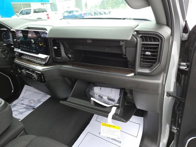 Used 2023 Chevrolet Silverado 1500 LT image 48