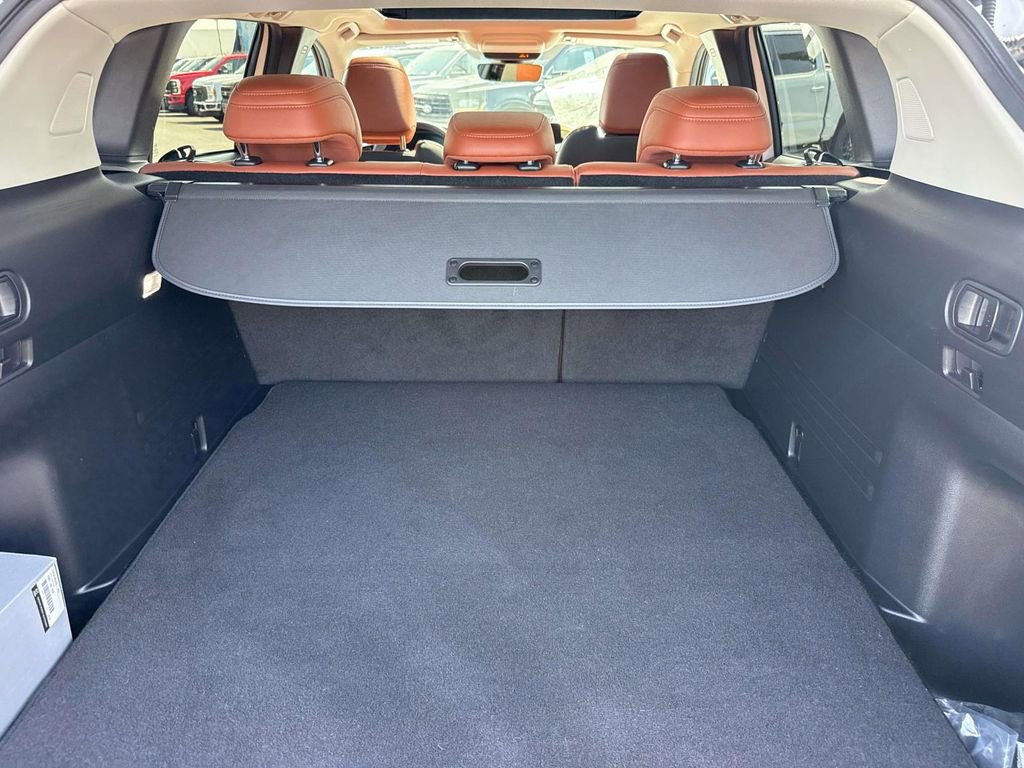 Certified 2025 MAZDA CX-50 2.5 Turbo w/ Cargo Package image 9