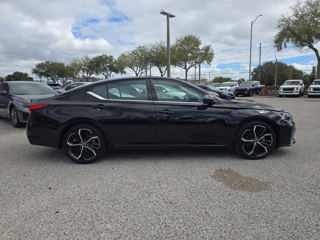 Certified 2023 Nissan Altima 2.5 SR w/ SR Premium Package image 9