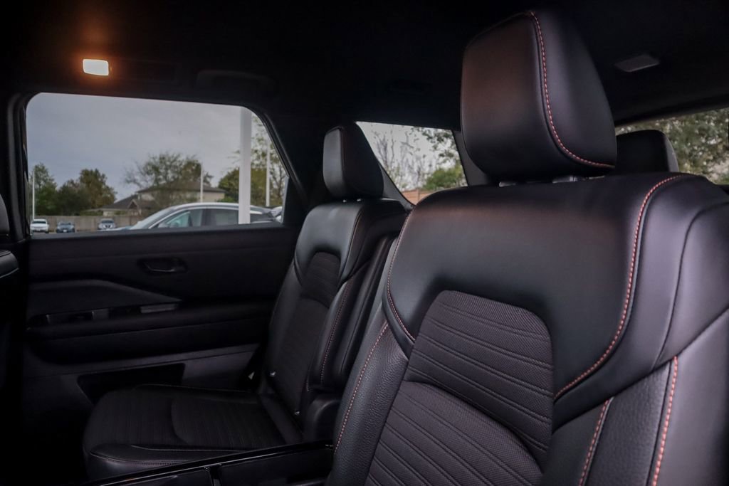 Used 2024 Nissan Pathfinder Rock Creek image 28