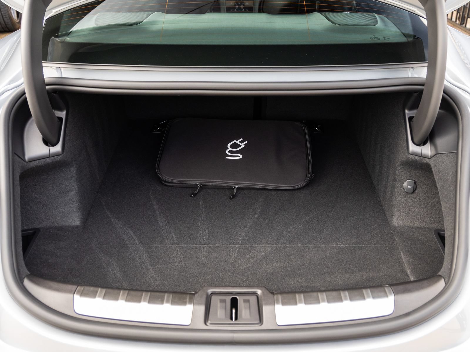 New 2026 Porsche Taycan AWD/4WD image 40