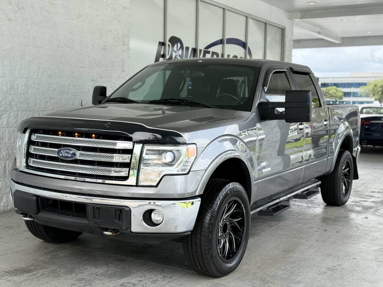 Used 2013 Ford F150 Lariat w/ Luxury Equipment Group image 2
