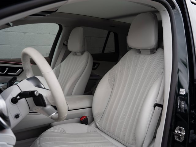 Used 2023 Mercedes-Benz EQE 500 4MATIC SUV image 5