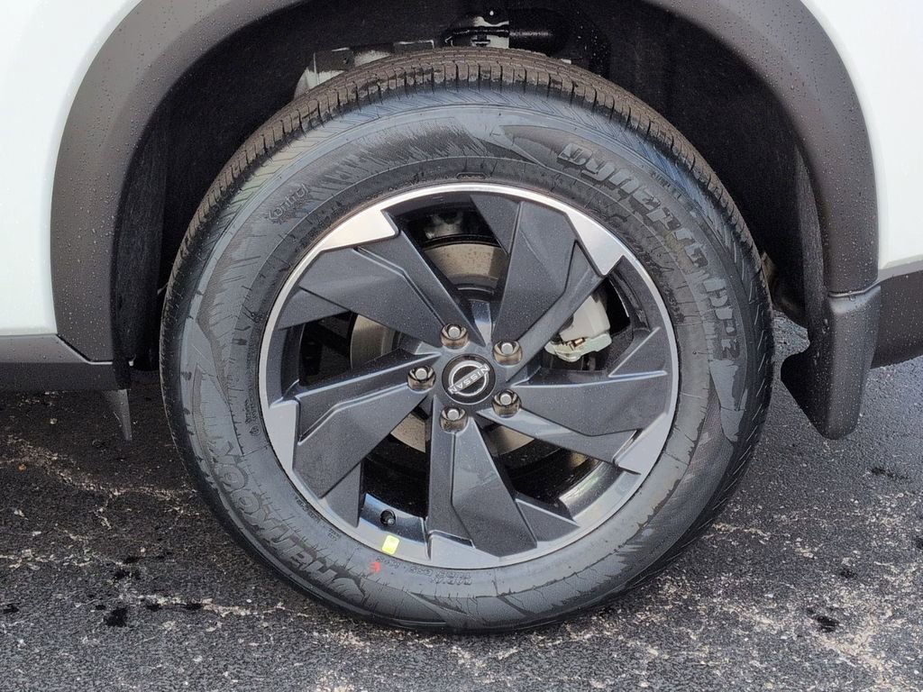 New 2026 Nissan Rogue SV w/ Cold Weather Package image 21