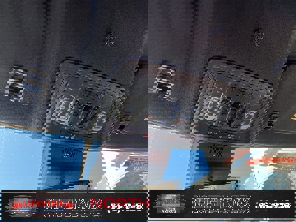 Used 2025 GMC Sierra 2500 Denali Ultimate image 12