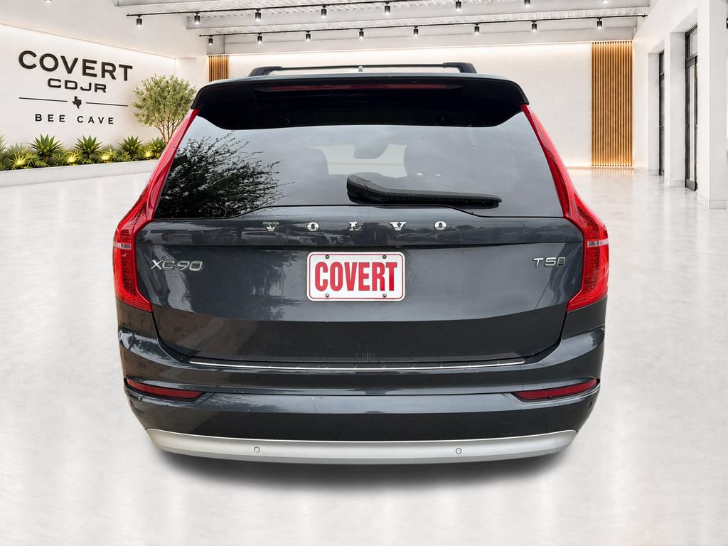 Used 2022 Volvo XC90 T5 Momentum w/ Protection Package Premier AWD/4WD image 10