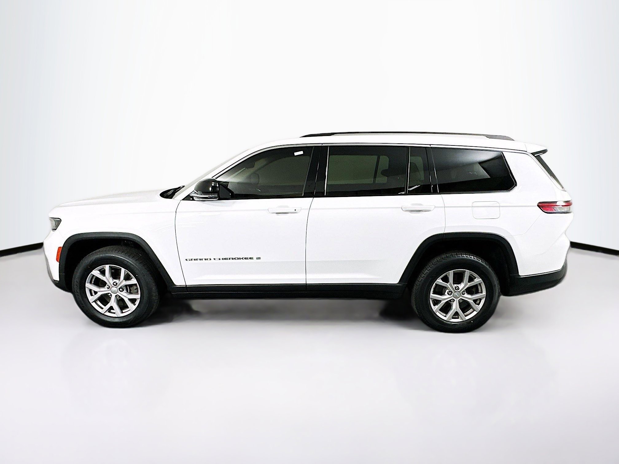 Used 2021 Jeep Grand Cherokee L Limited image 4