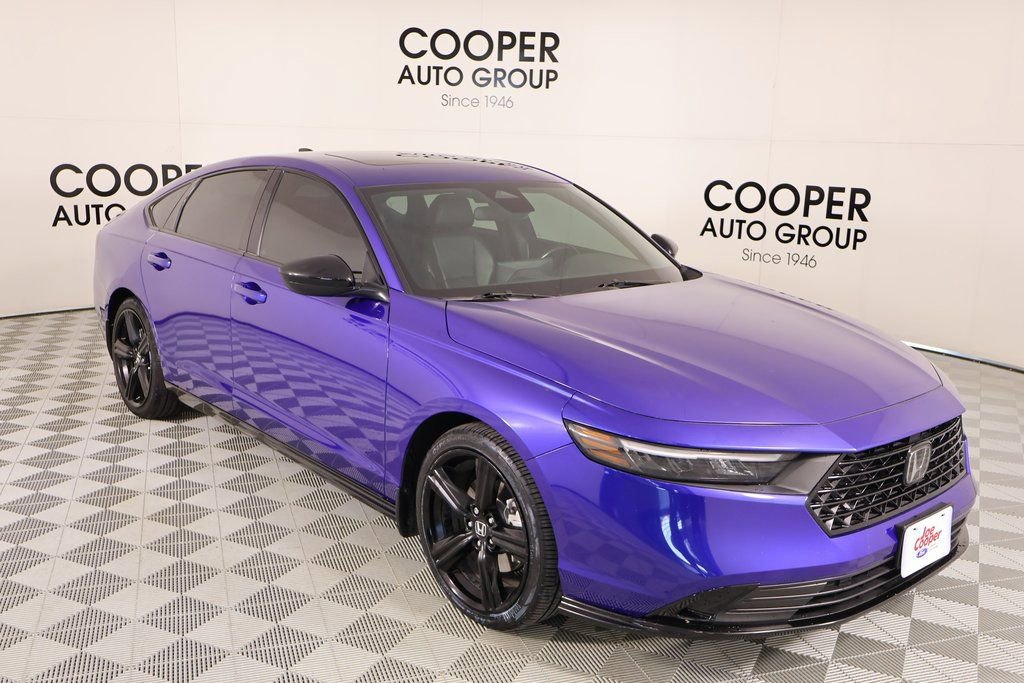 Used 2024 Honda Accord Sport image 1