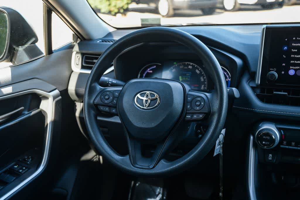 Used 2024 Toyota RAV4 LE AWD/4WD image 12