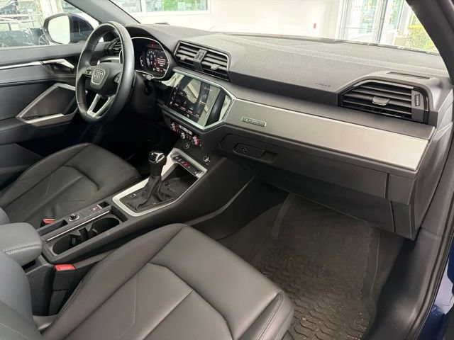 Used 2024 Audi Q3 2.0T Premium AWD/4WD image 12