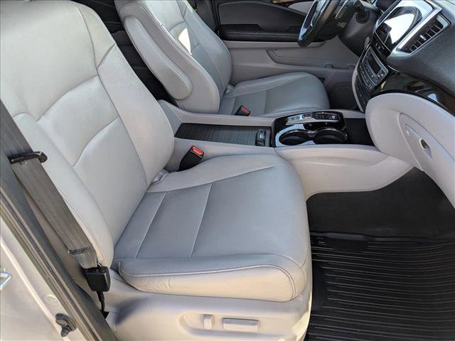 Used 2017 Honda Pilot Touring image 24
