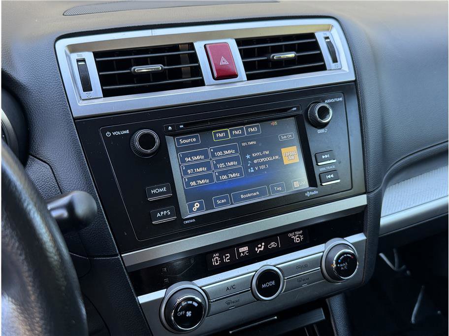 Used 2017 Subaru Outback 2.5i image 32