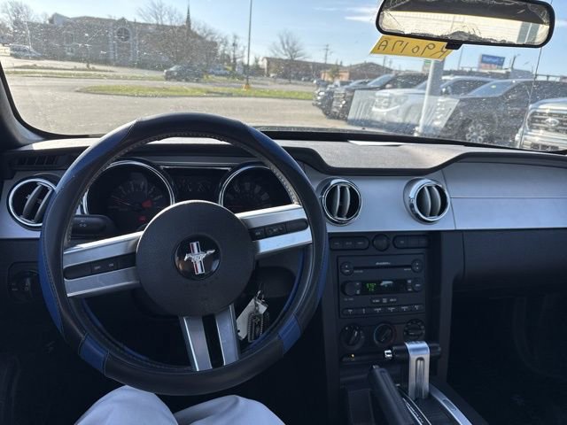 Used 2007 Ford Mustang Deluxe image 31