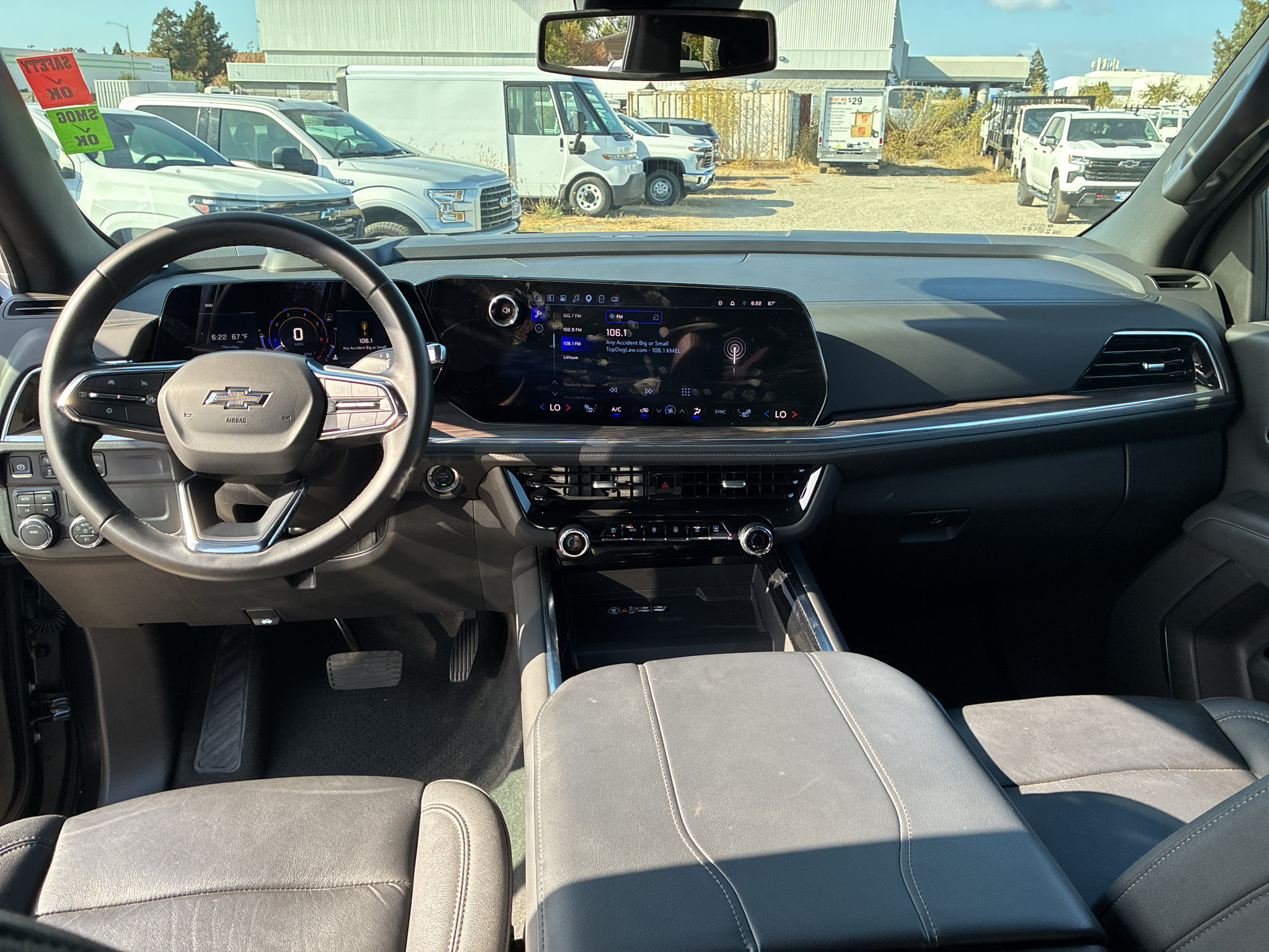 Used 2025 Chevrolet Tahoe Z71 AWD/4WD image 43