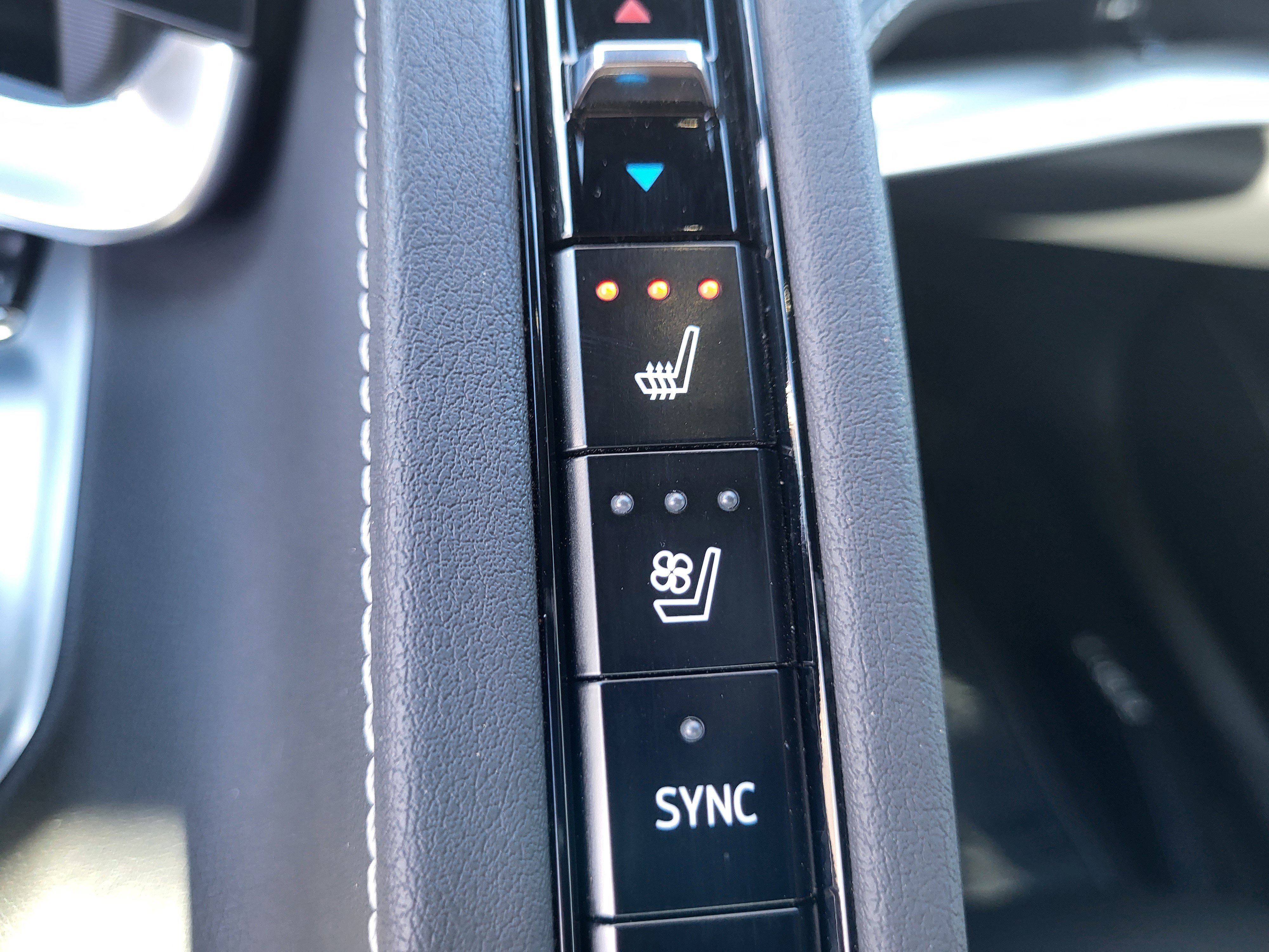 Used 2025 Chevrolet Corvette E-Ray image 14