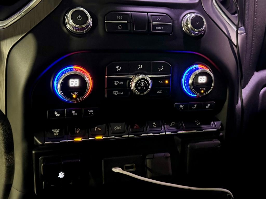 Used 2021 GMC Sierra 2500 Denali w/ Denali Ultimate Package image 18