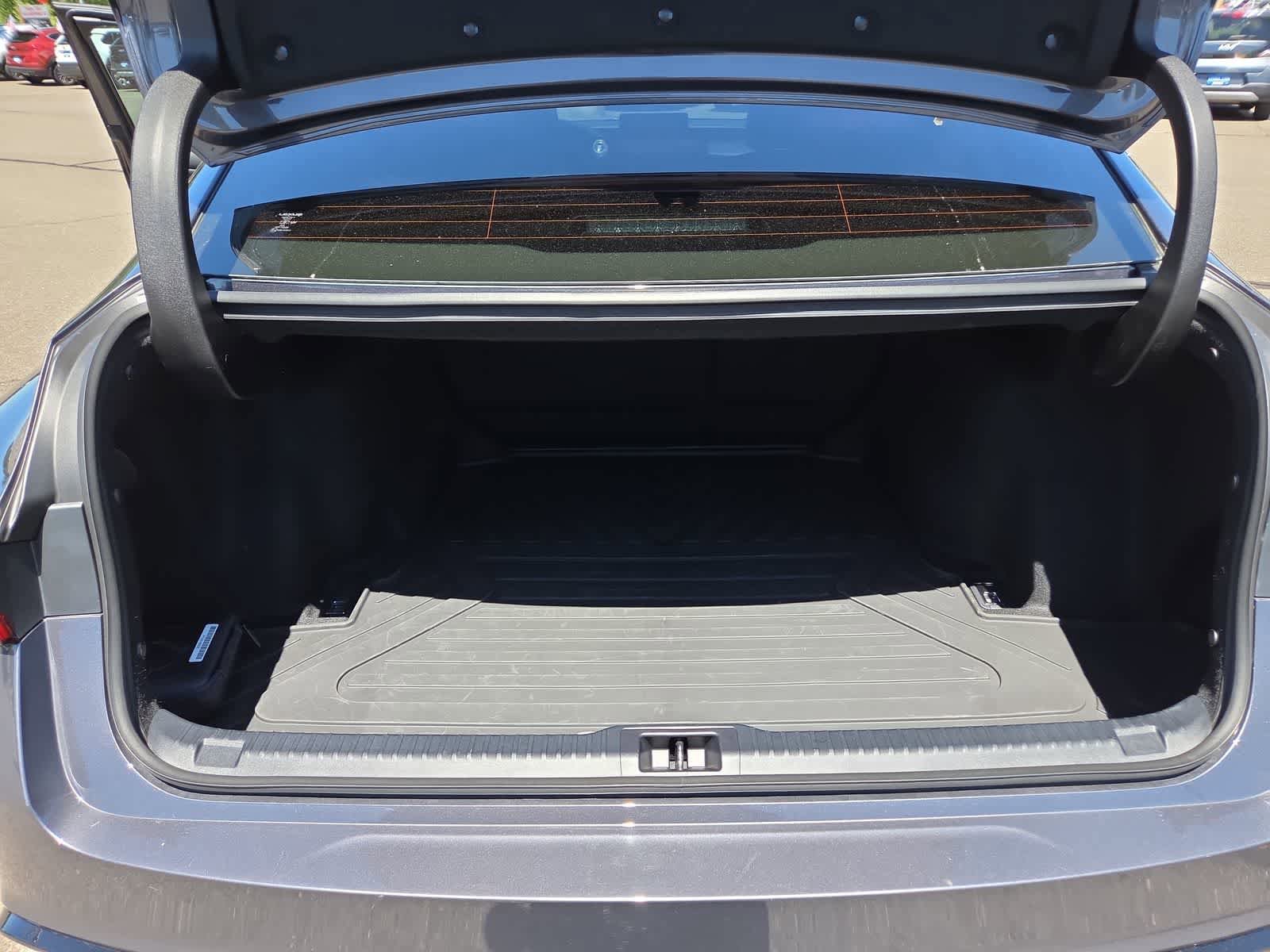 Used 2024 Lexus IS 300 F Sport AWD/4WD image 27