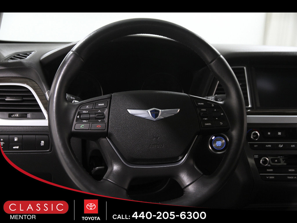 Used 2015 Hyundai Genesis 3.8 AWD/4WD image 7