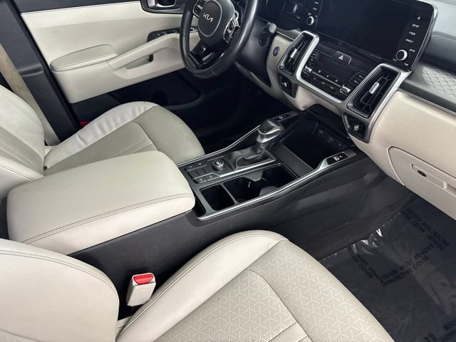 Used 2023 Kia Sorento S w/ Panoramic Sunroof Package FWD image 21