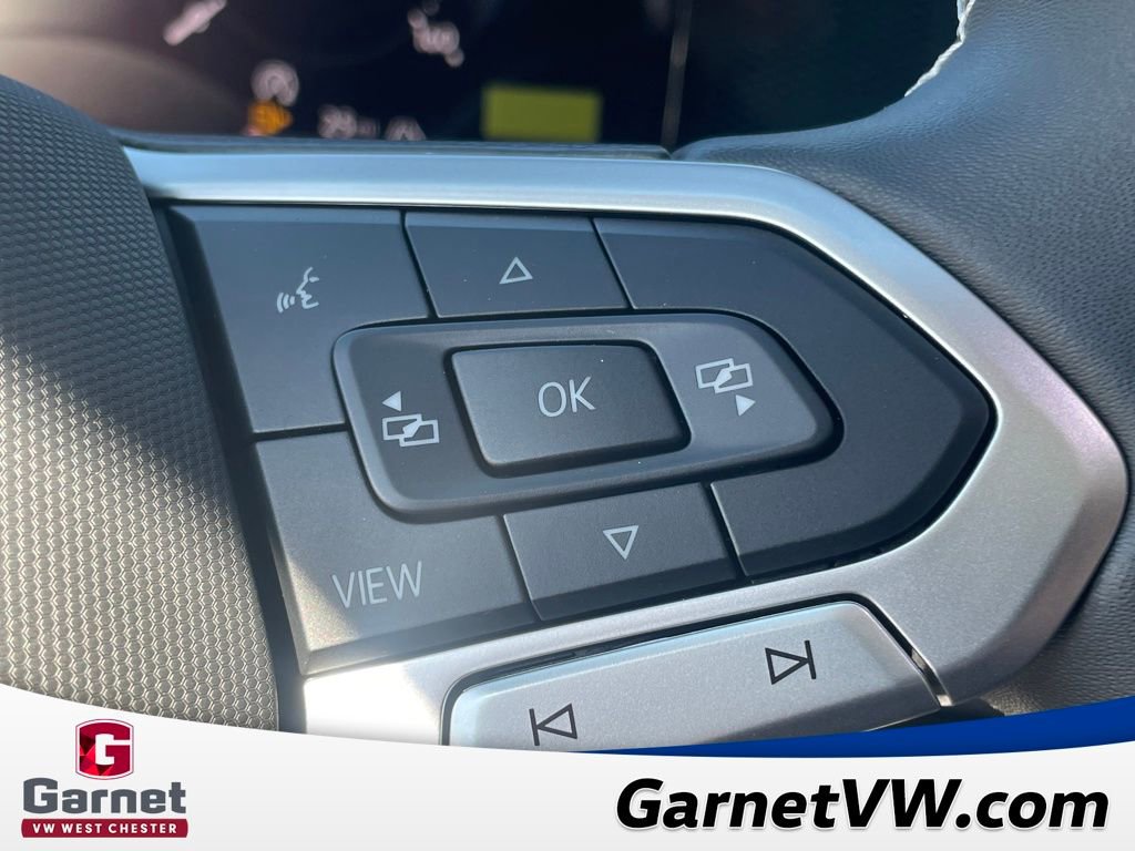 New 2026 Volkswagen Tiguan SE image 37