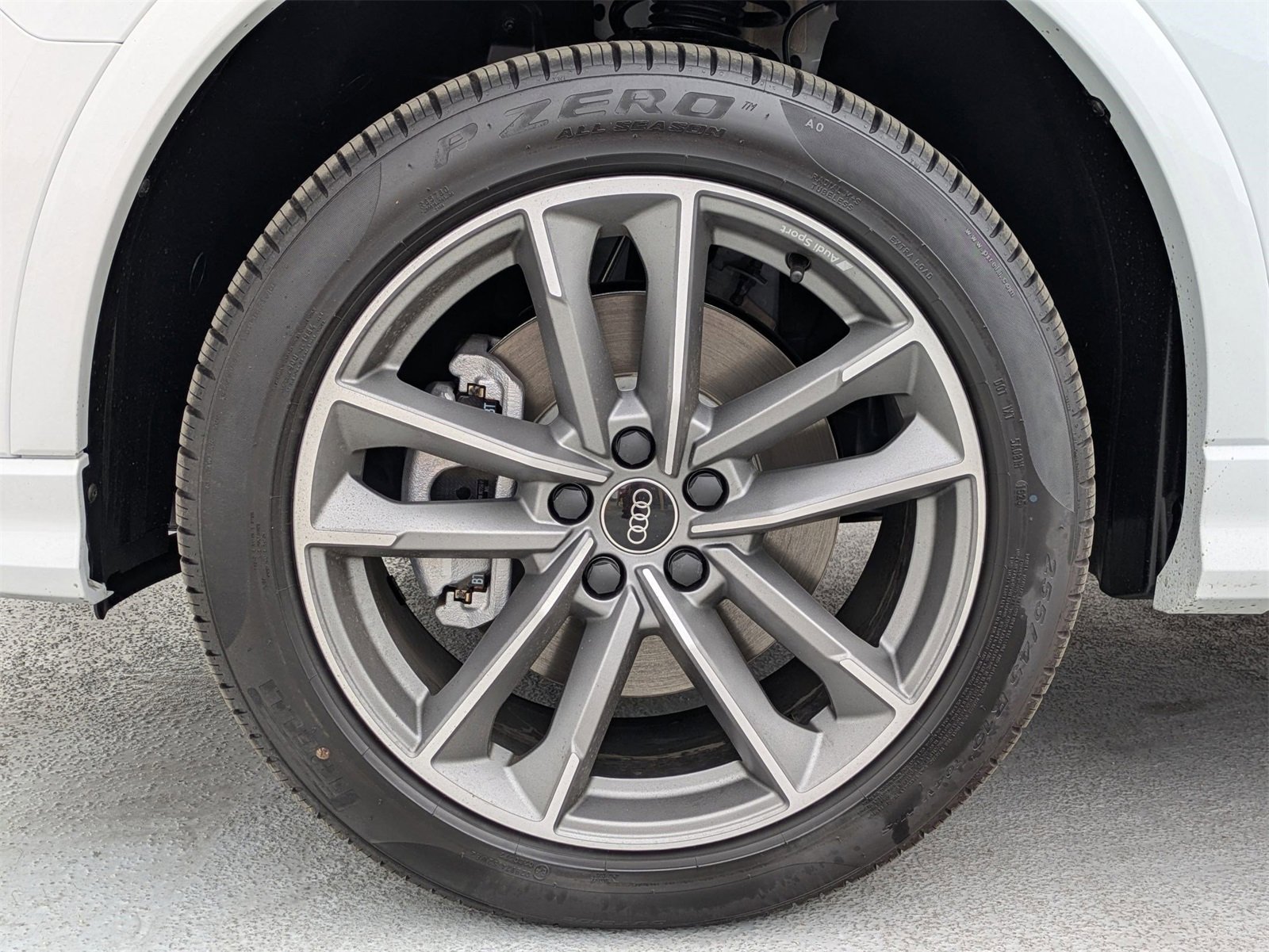 New 2025 Audi Q3 2.0T Premium image 13