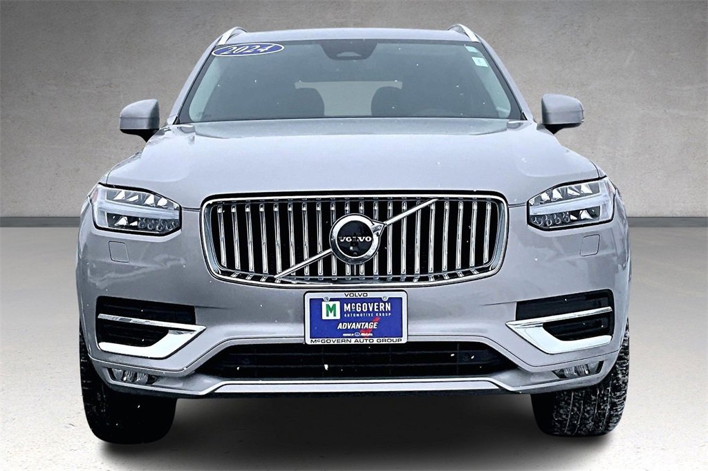 Used 2024 Volvo XC90 B6 Plus w/ Protection Package image 2