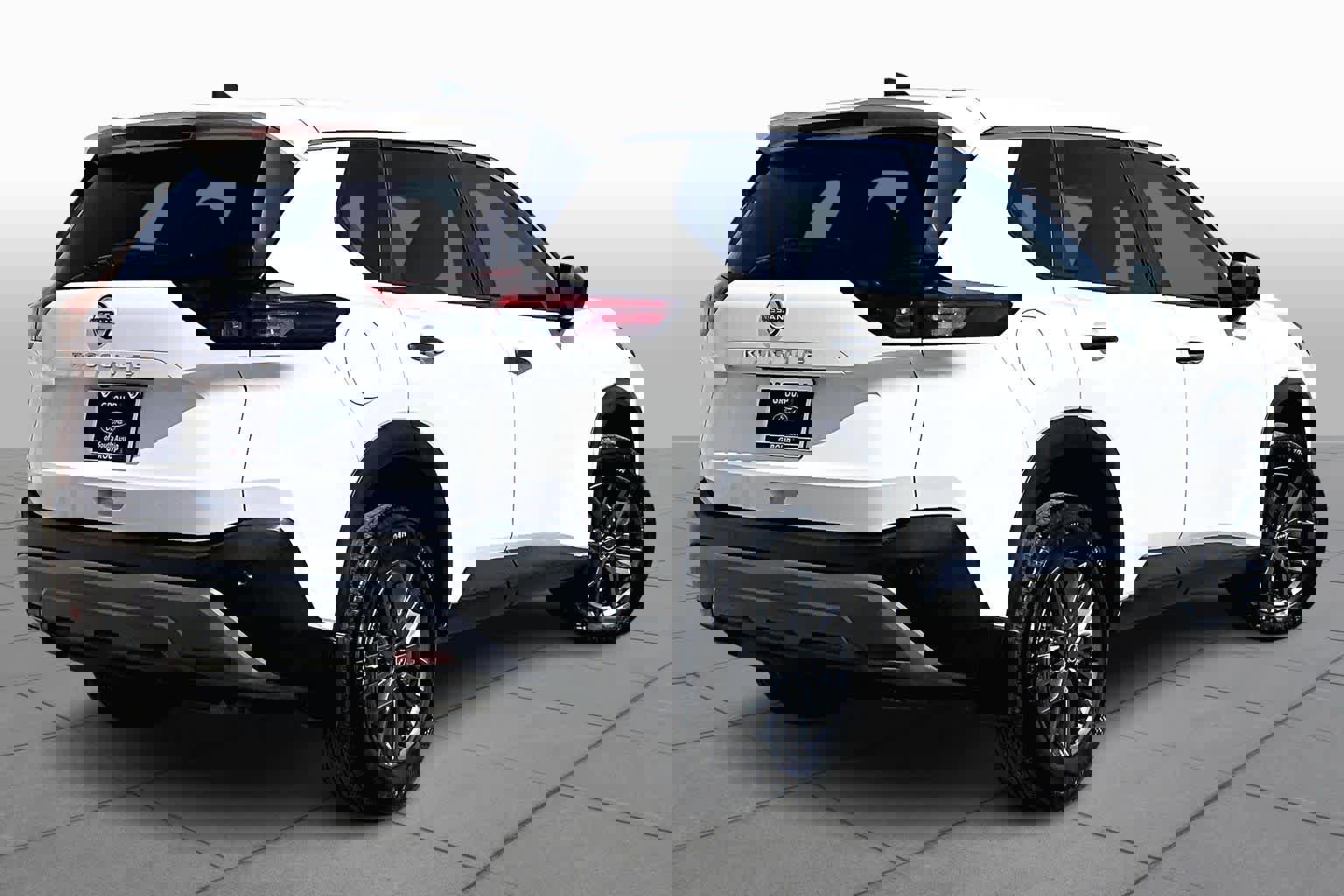 Used 2023 Nissan Rogue S image 13