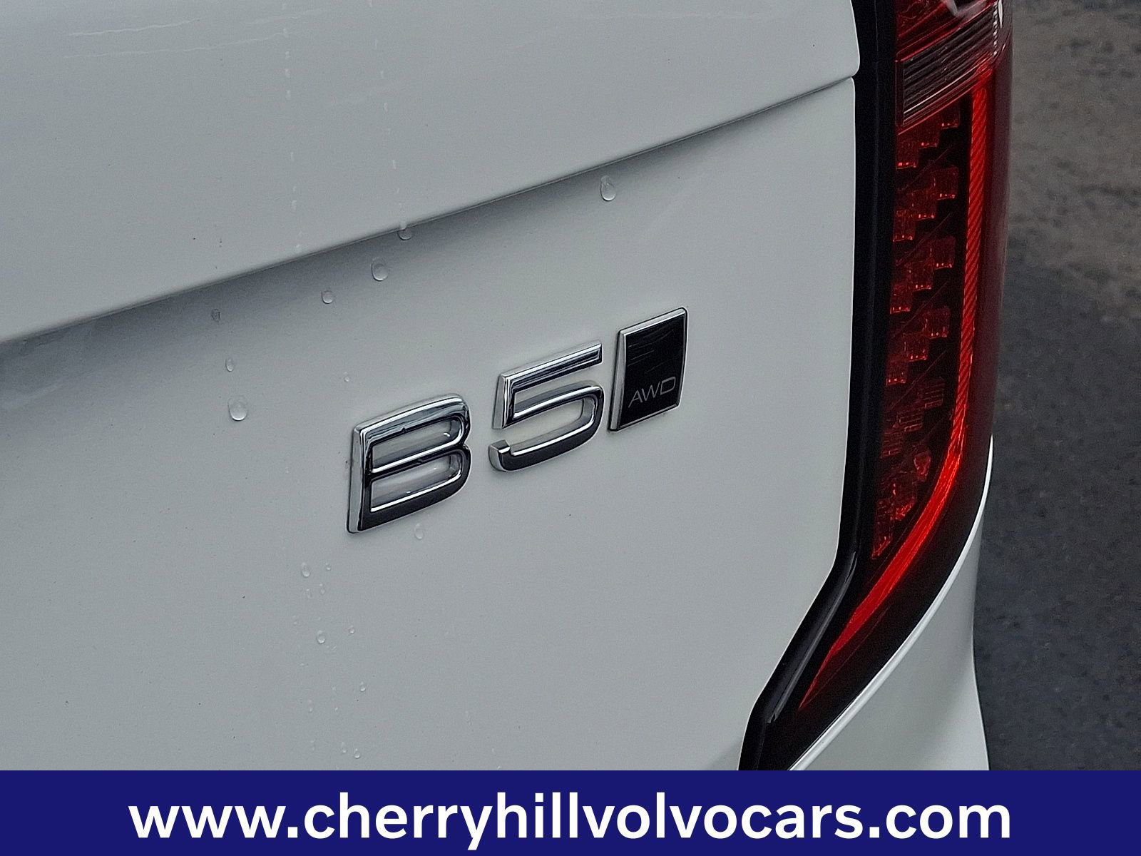 Certified 2025 Volvo XC90 B5 Plus image 30