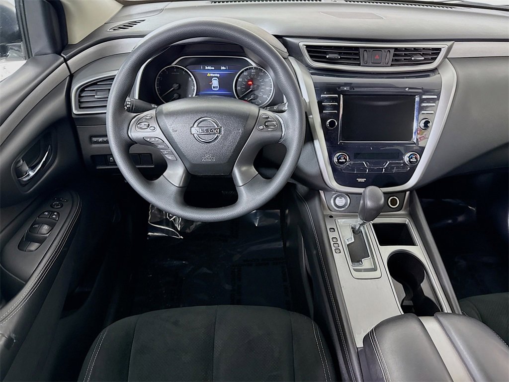 Used 2020 Nissan Murano S image 3