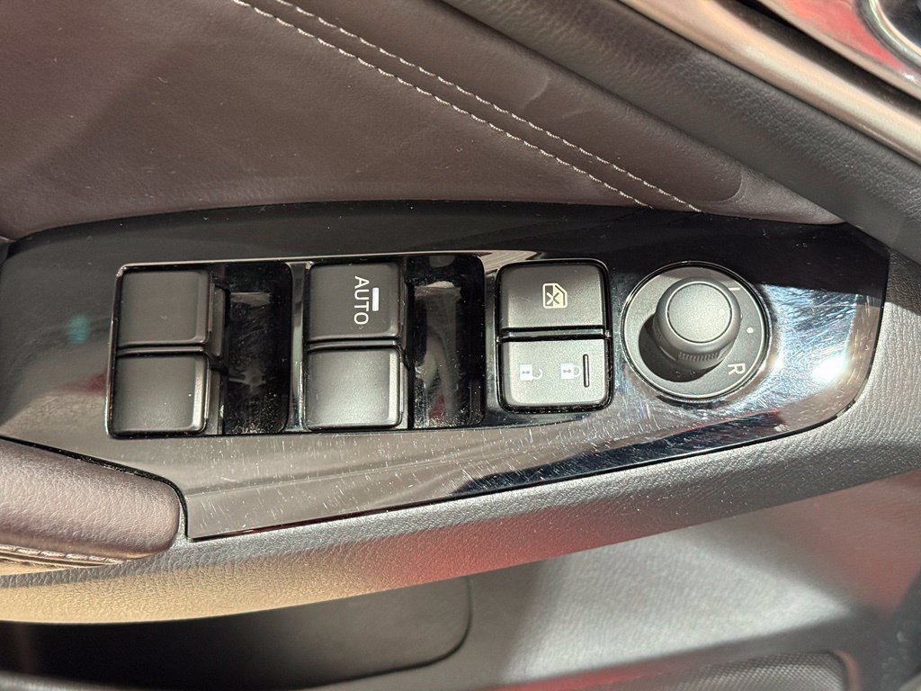 Used 2017 MAZDA MAZDA3 Touring FWD image 15