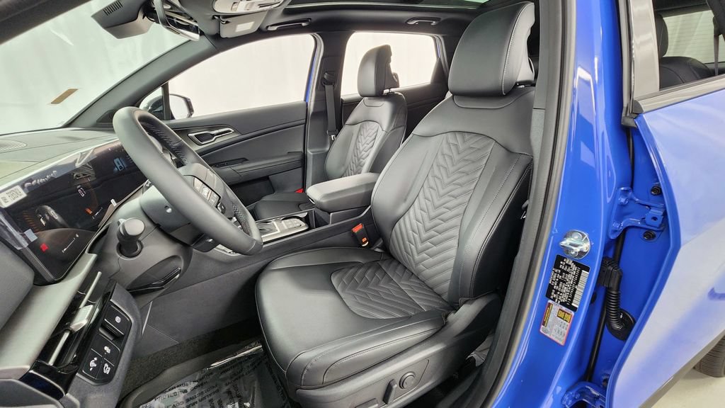 New 2026 Kia Sportage X-Line w/ X-Line Premium Package AWD/4WD image 10