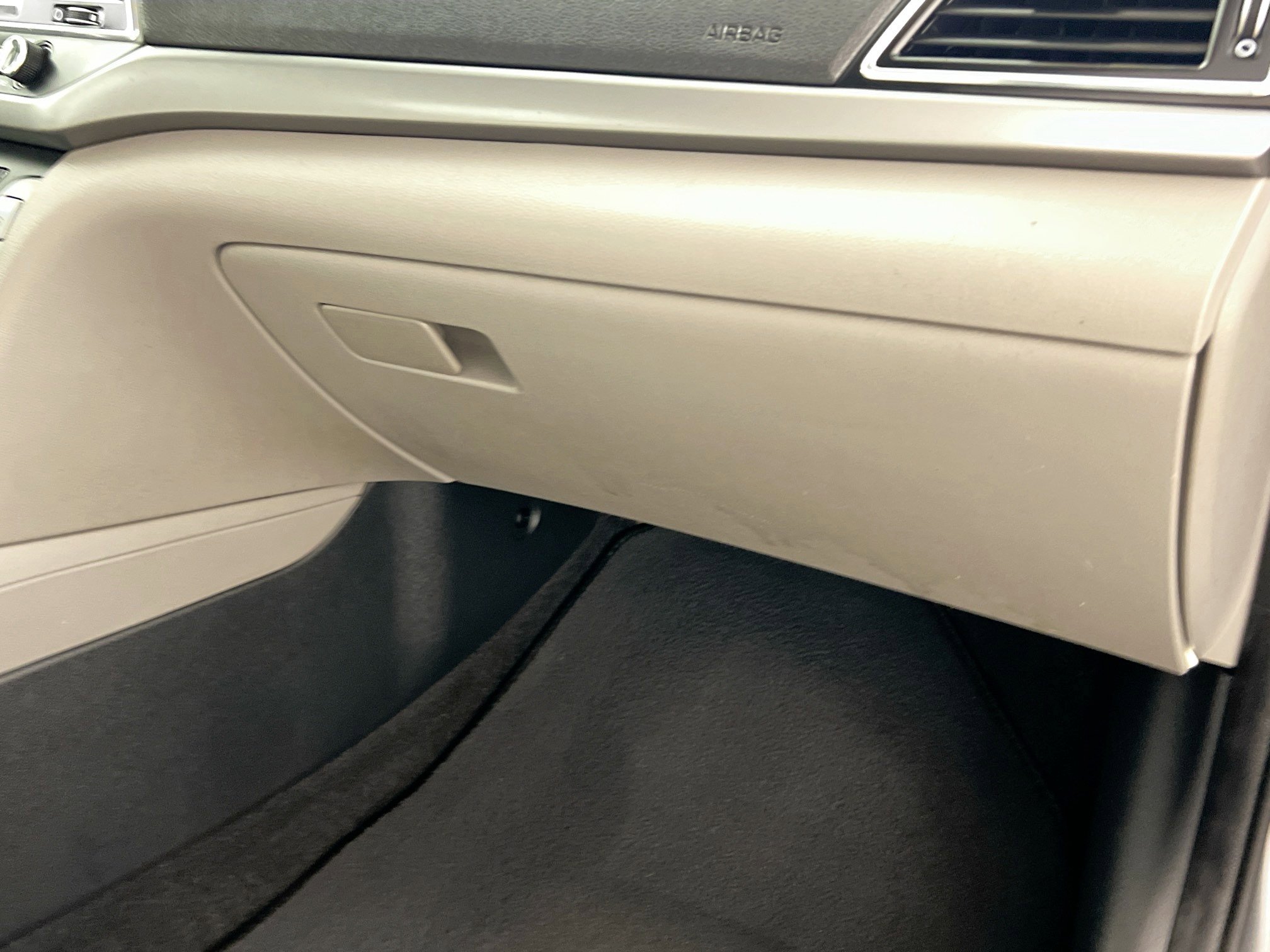 Used 2017 Hyundai Elantra SE image 34