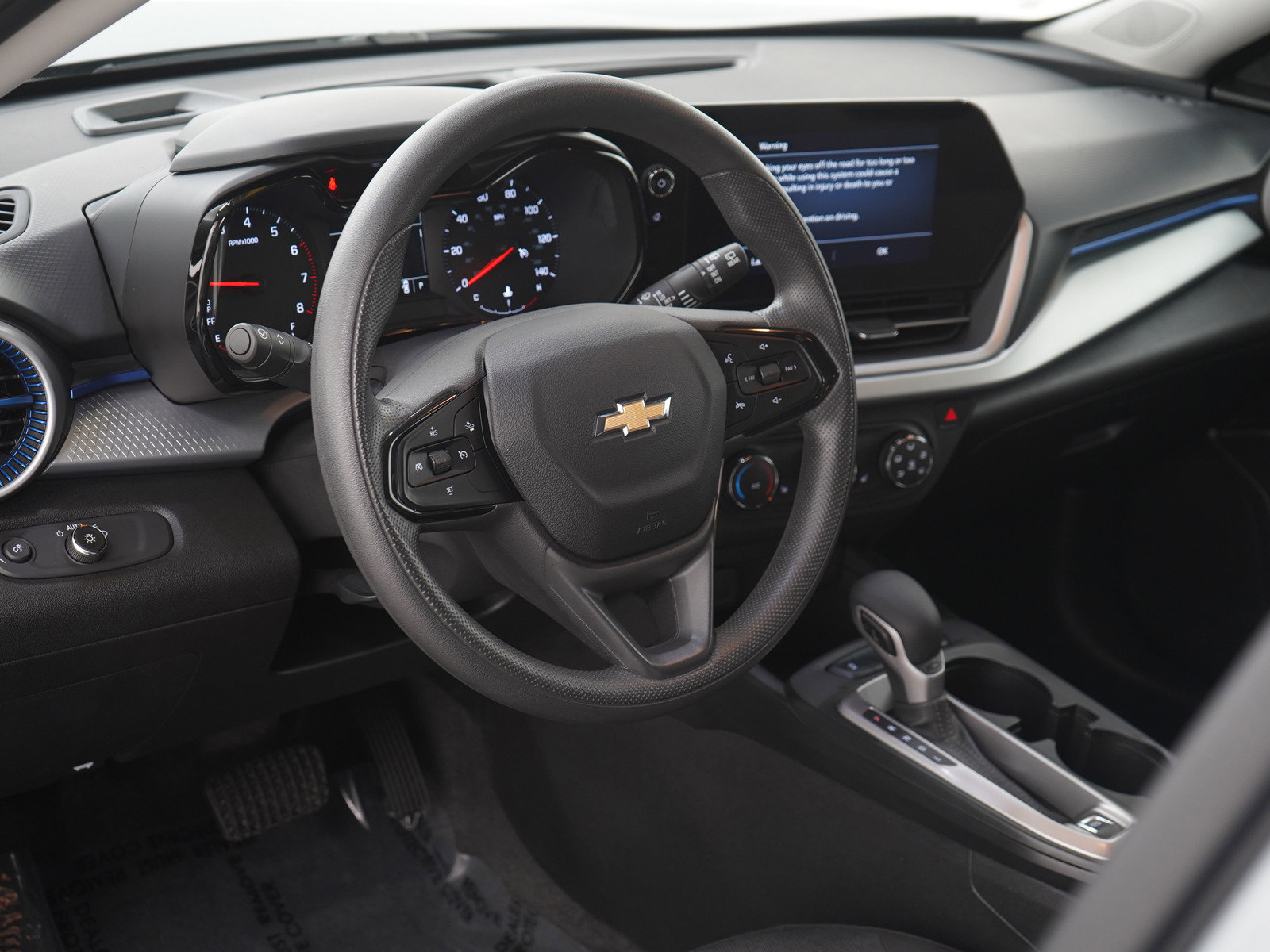 Used 2024 Chevrolet Trax LS w/ LS Convenience Package image 23