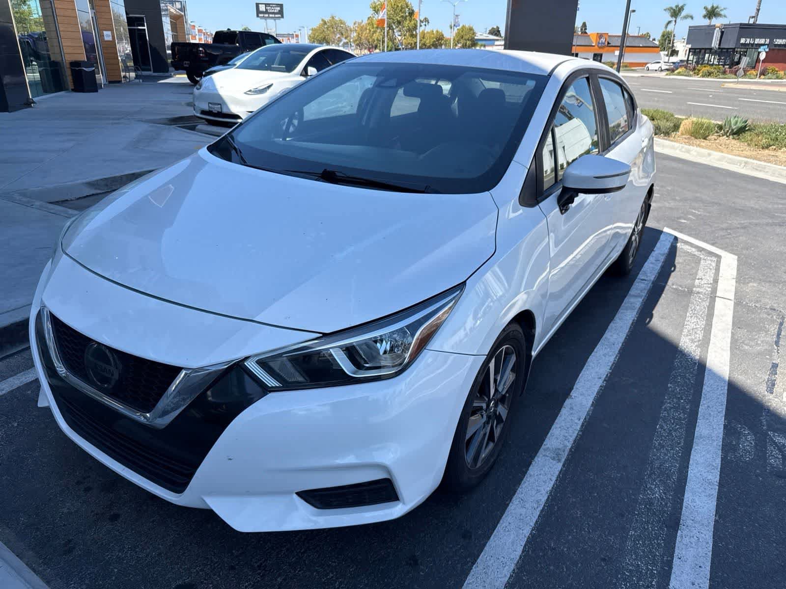 Used 2020 Nissan Versa SV FWD video 1